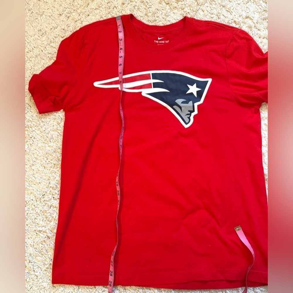 New England Patriots The Nike Tee Tshirt Size Large Red EUC - Picture 6 of 6